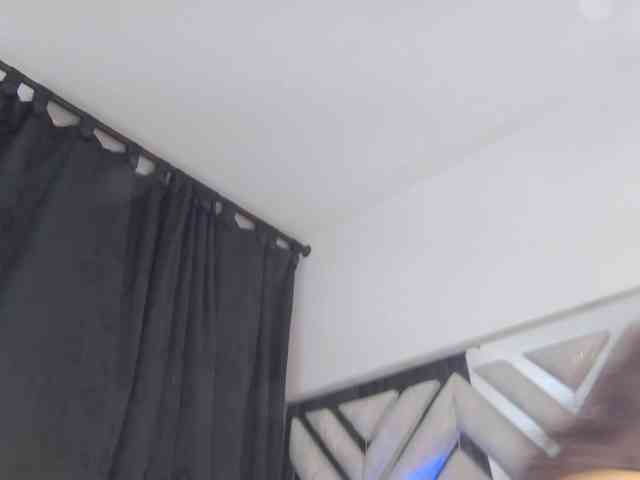 AlanaRouse1 webcam