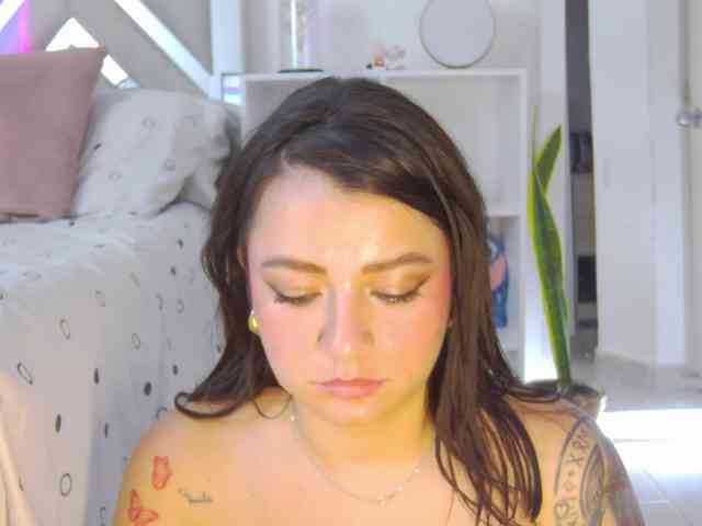 AlanaRouse1 webcam