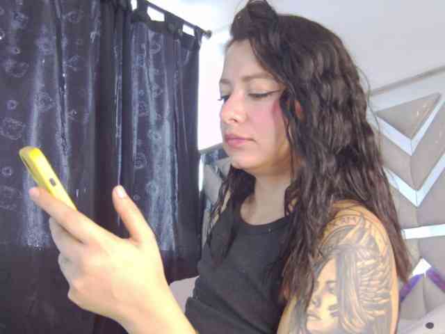 AlanaRouse1 webcam