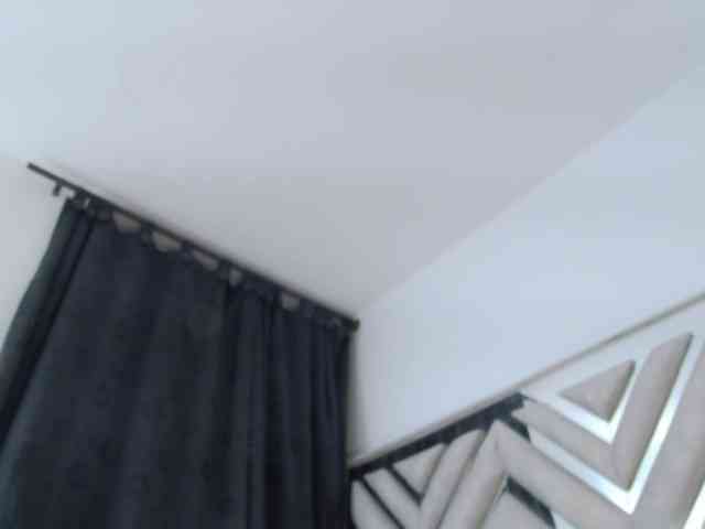 AlanaRouse1 webcam