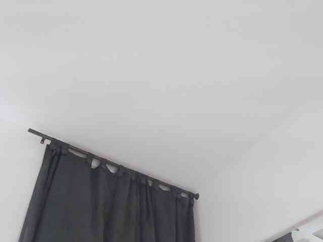AlanaRouse1 webcam