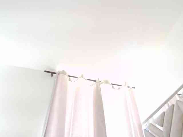 AlanaRouse1 webcam