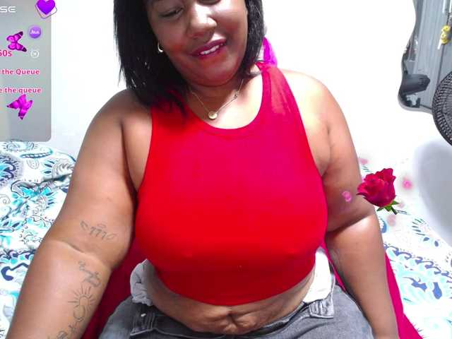 thickebonymilf live cam on BongaCams