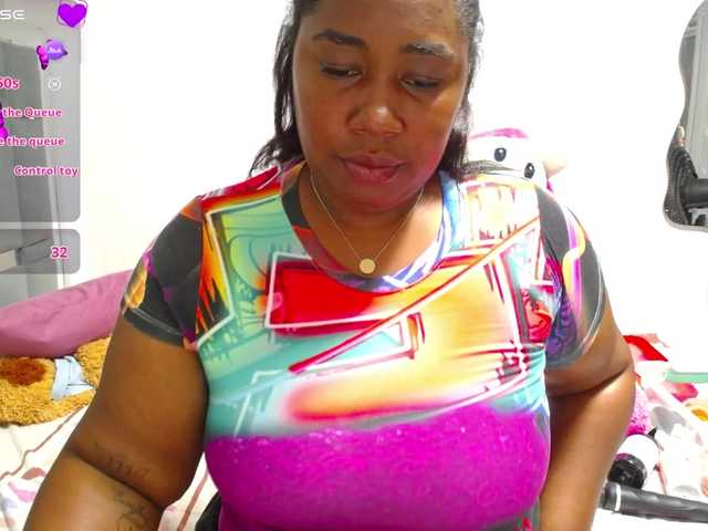 thickebonymilf