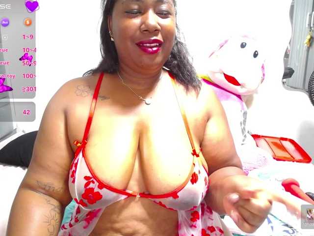 thickebonymilf