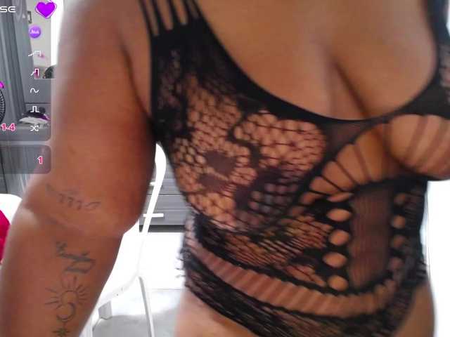 thickebonymilf
