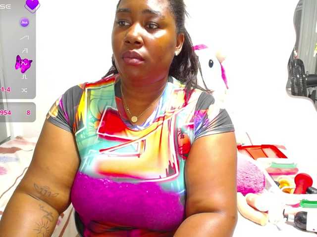 thickebonymilf
