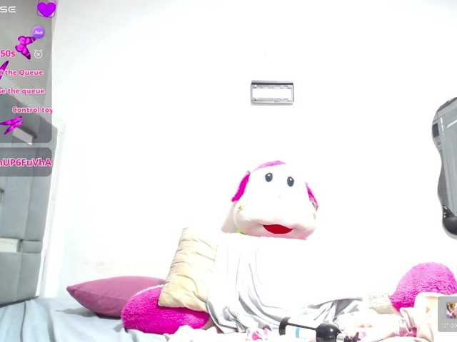thickebonymilf live cam on BongaCams