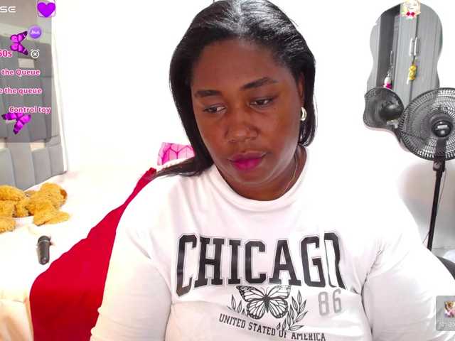 thickebonymilf