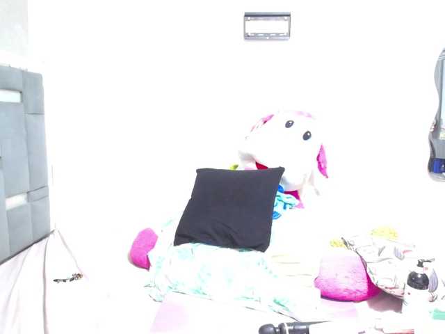 thickebonymilf live cam on BongaCams