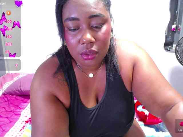 thickebonymilf webcam