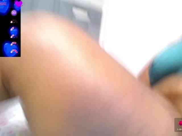 thickebonymilf webcam
