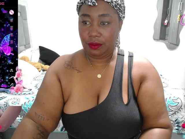 thickebonymilf webcam