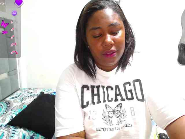 thickebonymilf webcam