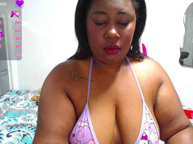 thickebonymilf webcam