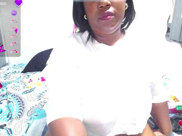 thickebonymilf webcam