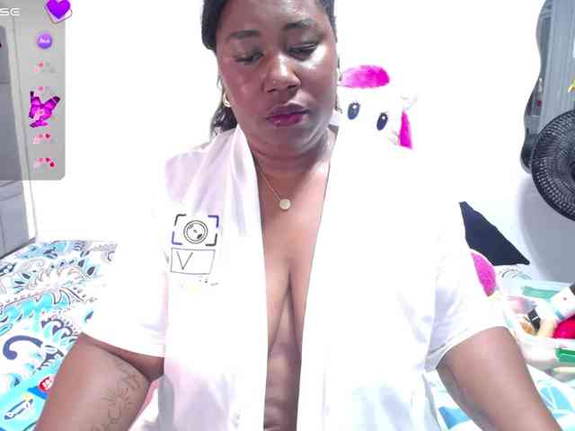 thickebonymilf