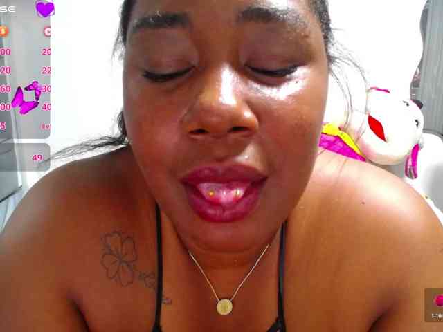 thickebonymilf