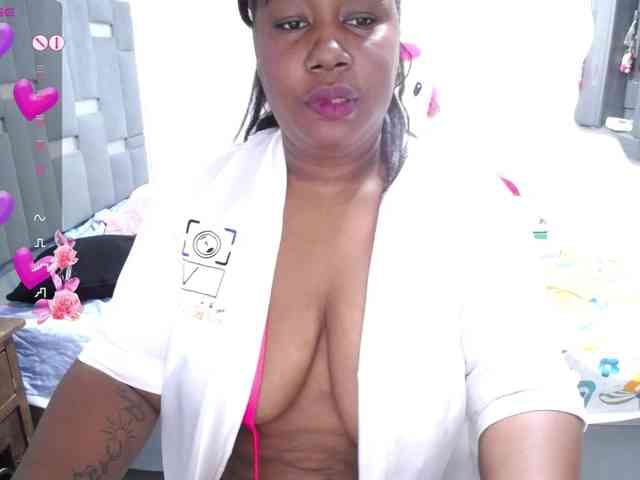 thickebonymilf webcam