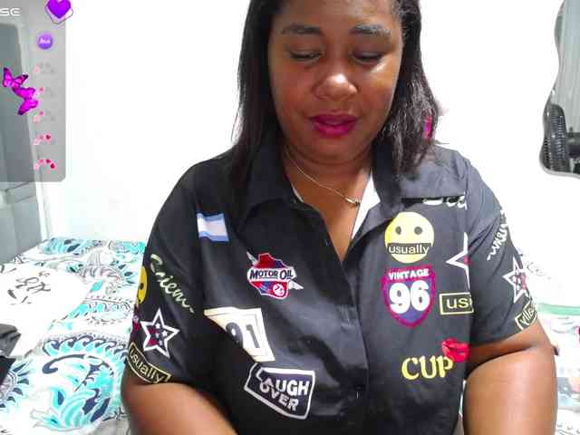 thickebonymilf webcam