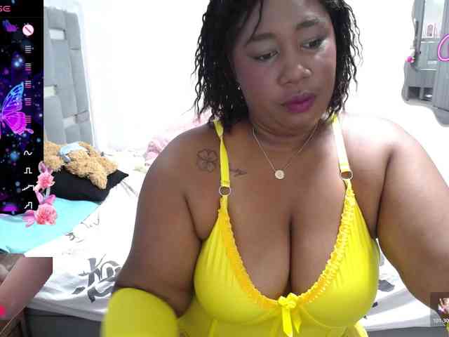 thickebonymilf webcam