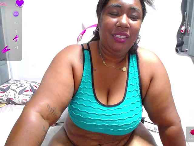 thickebonymilf