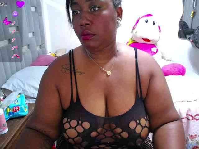 thickebonymilf