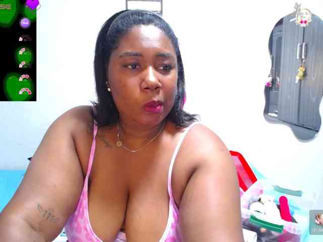 thickebonymilf