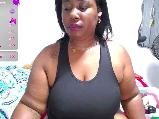 thickebonymilf webcam