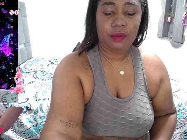 thickebonymilf