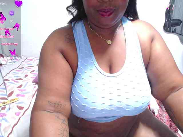 thickebonymilf webcam