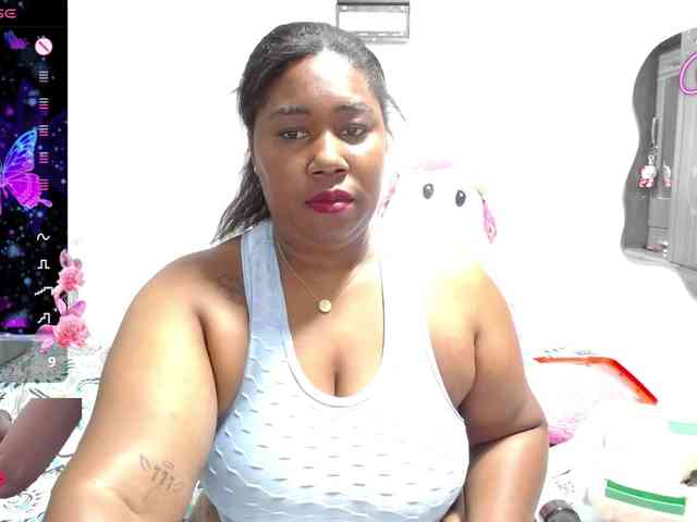 thickebonymilf webcam