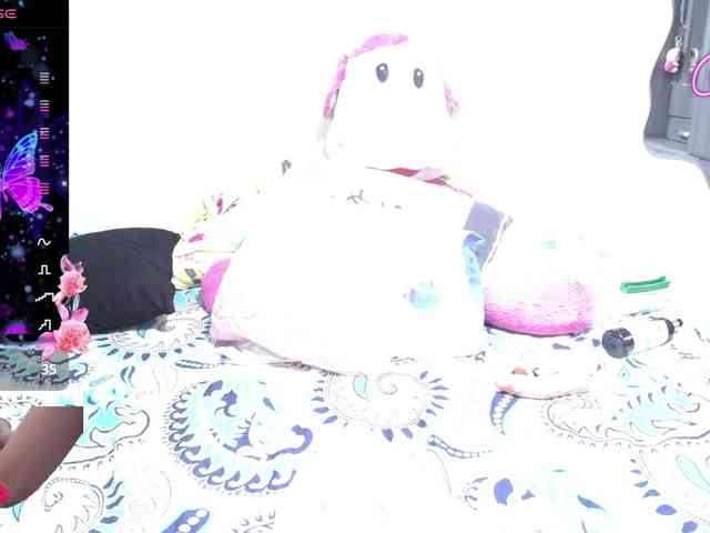 thickebonymilf webcam