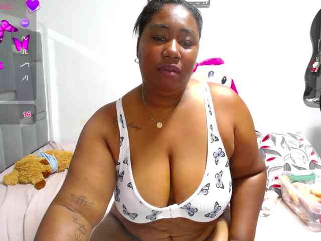 thickebonymilf webcam