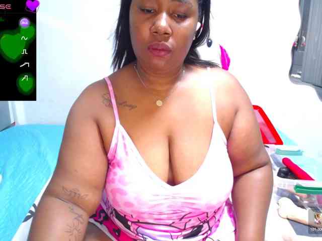 thickebonymilf webcam