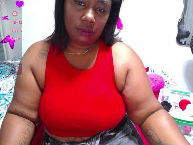 thickebonymilf webcam