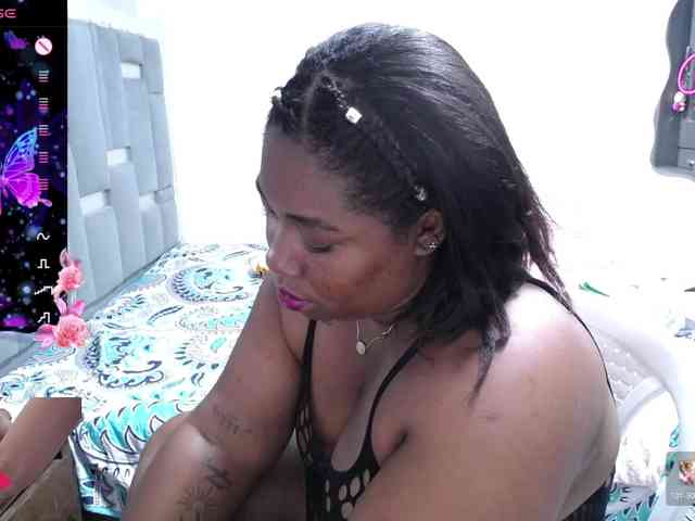 thickebonymilf webcam