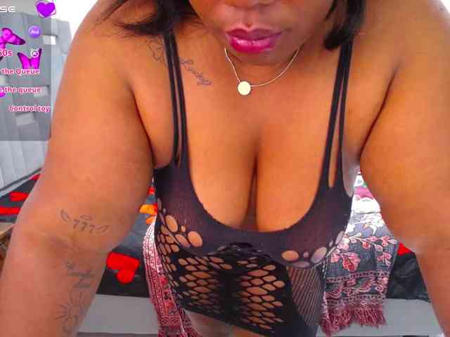 thickebonymilf webcam