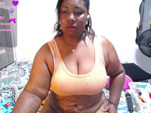 thickebonymilf webcam