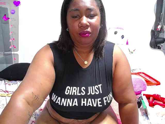 thickebonymilf