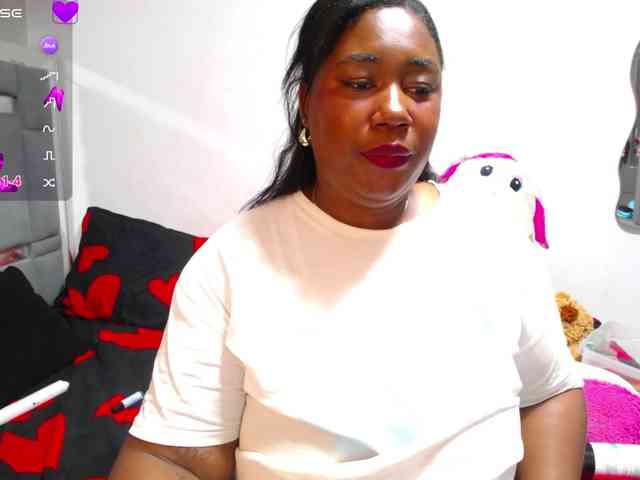 thickebonymilf webcam