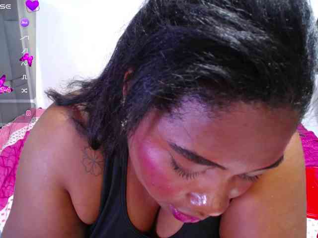thickebonymilf webcam