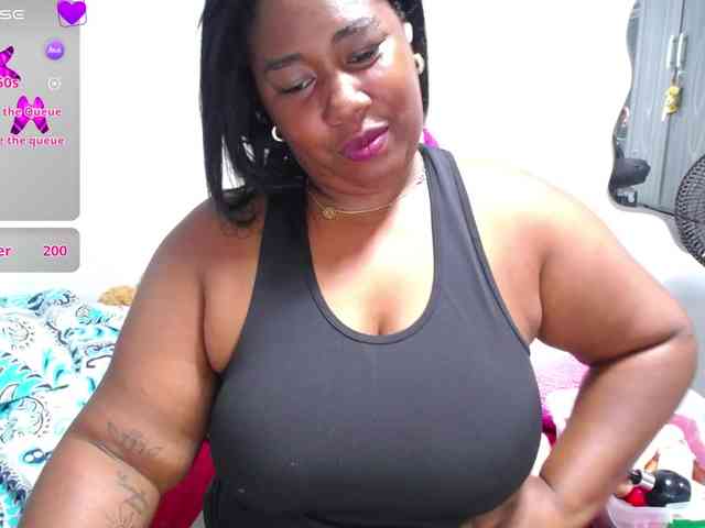 thickebonymilf webcam