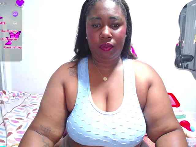 thickebonymilf webcam