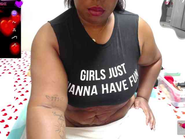 thickebonymilf webcam