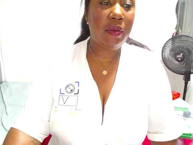 thickebonymilf webcam