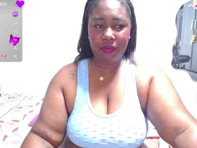 thickebonymilf webcam