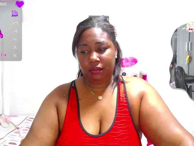 Model: thickebonymilf