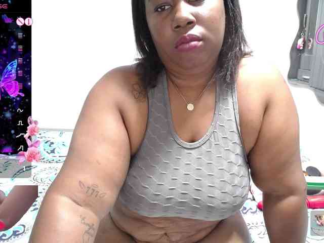 thickebonymilf