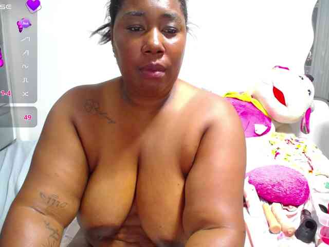 thickebonymilf